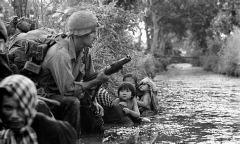 Apocalypse Now! Un Voyage hallucinant dans les ténèbres de la guerre au Vietnam!